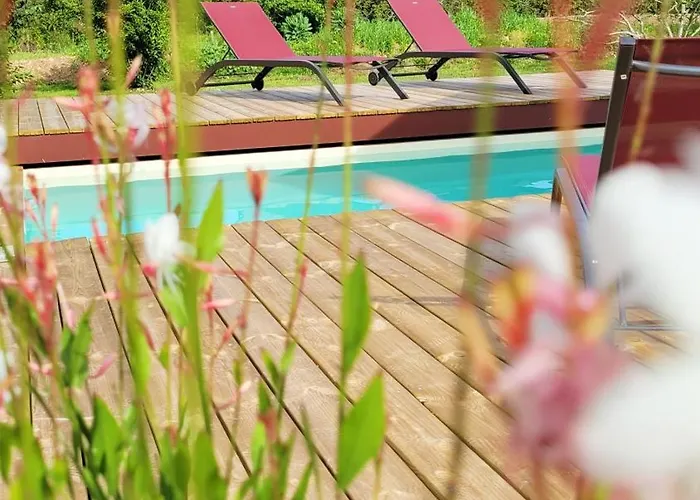 Le Quai * Saint-Vincent-de-Cosse